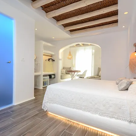 Naxos Island Escape *