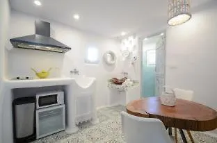 Naxos Island Escape *